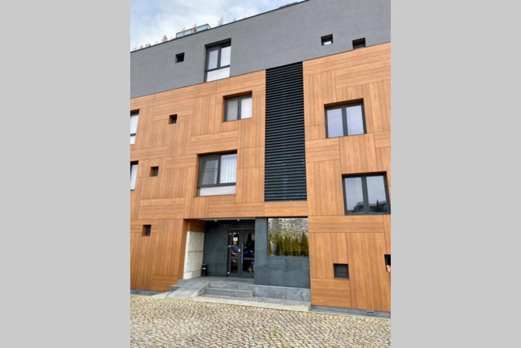 Cozy Red Bulldog Place In Apart-Complex/Pool فارنا المظهر الخارجي الصورة
