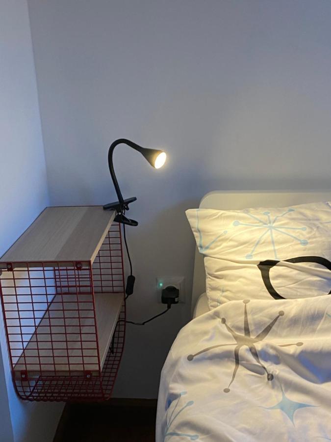 Cozy Red Bulldog Place In Apart-Complex/Pool فارنا المظهر الخارجي الصورة