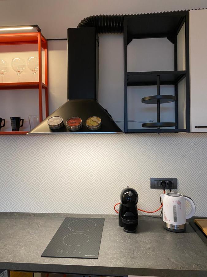 Cozy Red Bulldog Place In Apart-Complex/Pool فارنا المظهر الخارجي الصورة